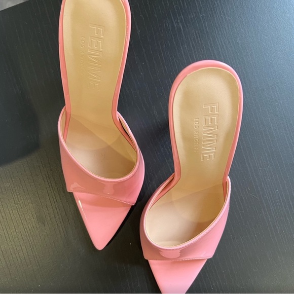 ❌SOLD❌La Femme GIANNI heels - Picture 5 of 5